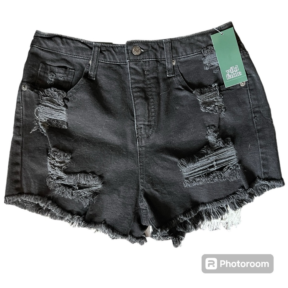 BNWT destroyed high-rise shorts - size 8